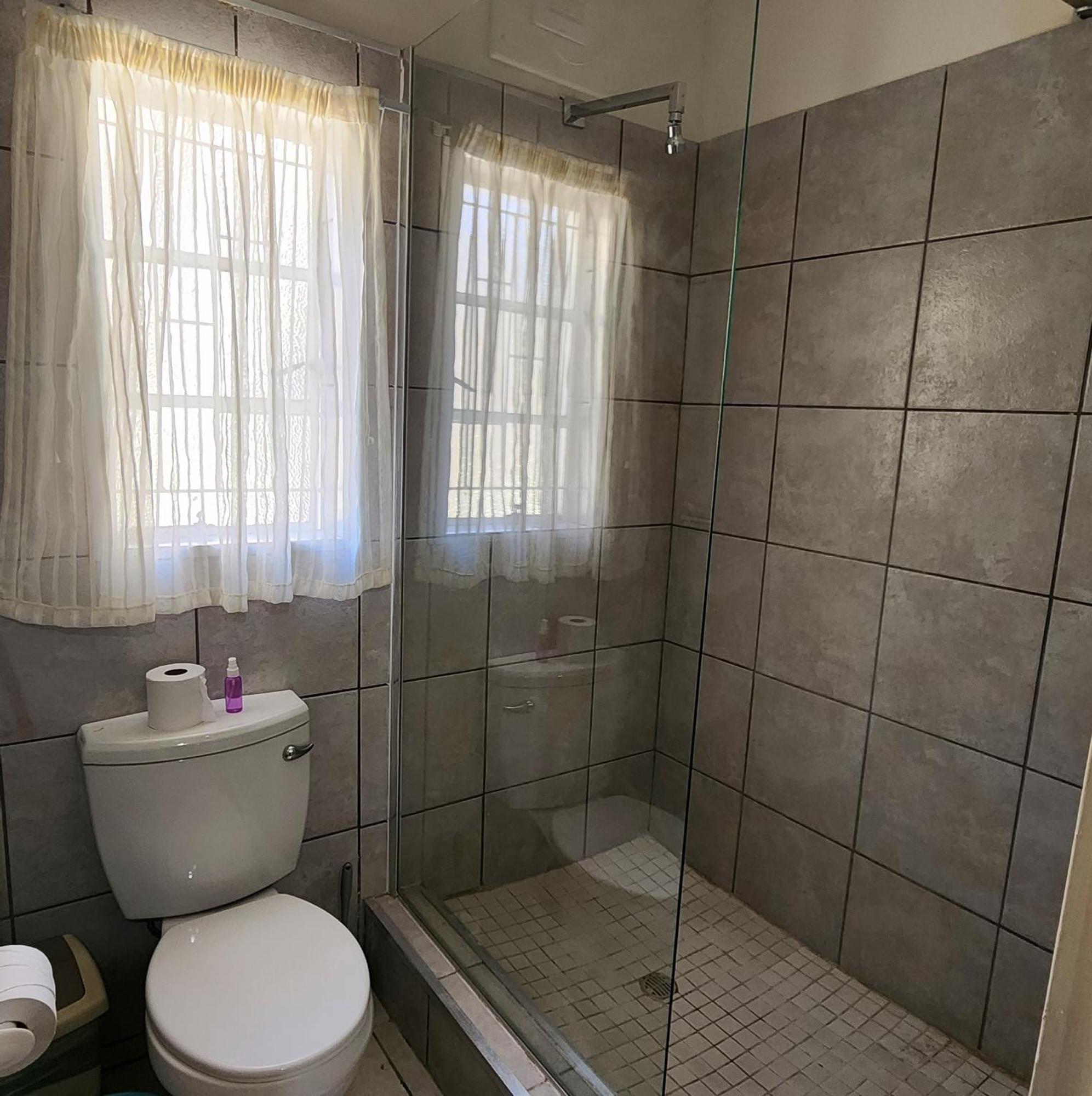 Country Village Graaff-Reinet 외부 사진